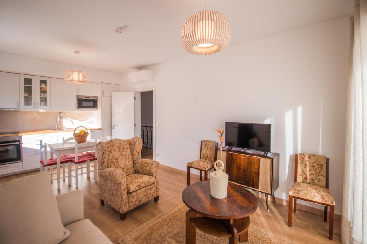 188 Apartments - Estrelicia - Pool And Balcony Cascais Extérieur photo